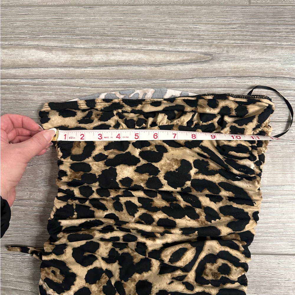 Leopard print ruched strapless bandeau mini dress with adjustable tie straps - Picture 3 of 4